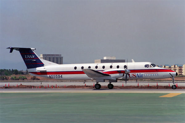 USAIR EXPRESS BEECH 1900 LAX RF 501 30.jpg