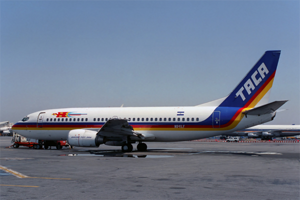TACA BOEING 737 300 JFK RF 548 22.jpg