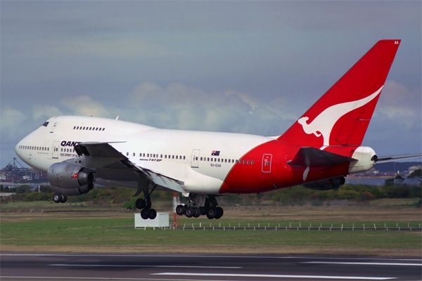 QANTAS BOEING 747SP SYD RF 574 25.jpg