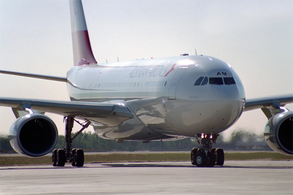 AUSTRIAN AIRBUS A330 200 BJS RF 1415 3.jpg