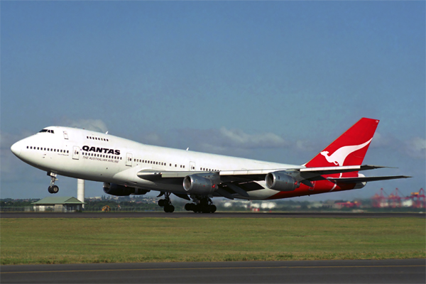 QANTAS BOEING 747 200M SYD RF 1359 30.jpg