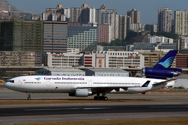 GARUDA INDONESIA MD11 HKG RF 593 34.jpg