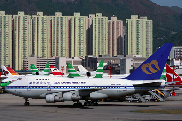 MANDARIN AIRLINES BOEING 747SP HKG RF 593 33.jpg