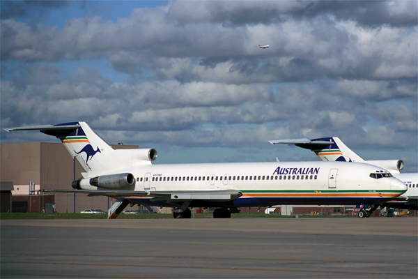 AUSTRALIAN BOEING 727 200 MEL RF 667 16.jpg