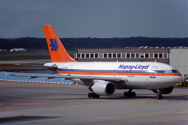 HAPAG LLOYD AIRBUS A310 300 FRA RF 710 18.jpg