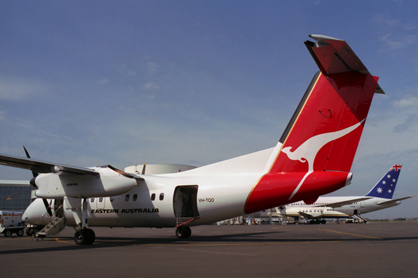 EASTERN AUSTRALIA DASH 8 100 SYD RF 754 36.jpg