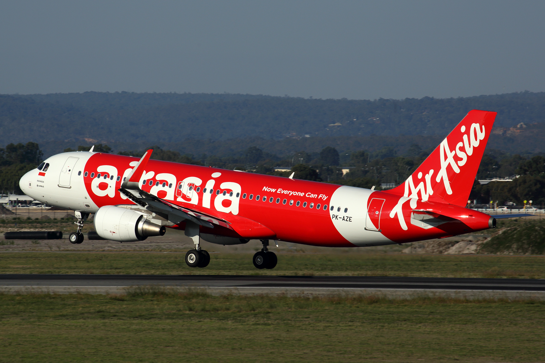 AIR ASIA AIRBUS A320 PER RF 5K5A0181.jpg