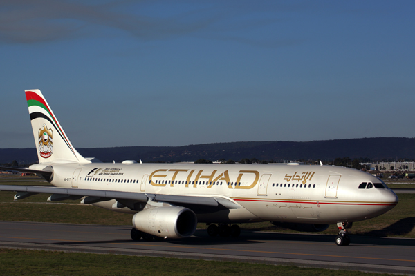 ETIHAD AIRBUS A330 200 PER RF 5K5A0530.jpg