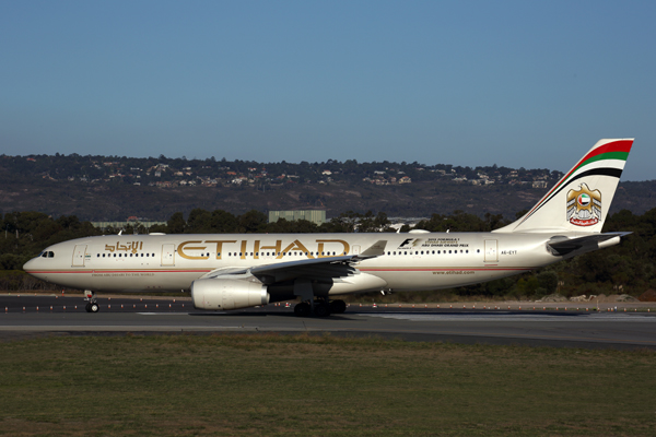 ETIHAD AIRBUS A330 200 PER RF 5K5A0533.jpg