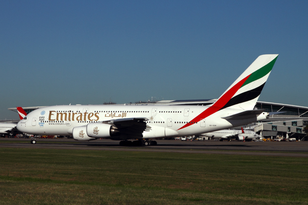 EMIRATES AIRBUS A380 BNE RF IMG_8101.jpg