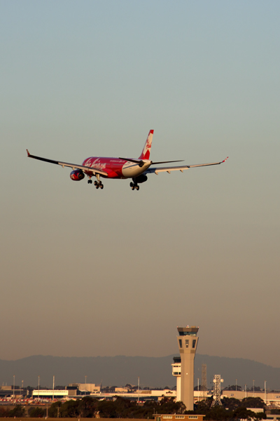 AIRBUS A330 300 MEL TOWER MEL RF 5K5A1343.jpg