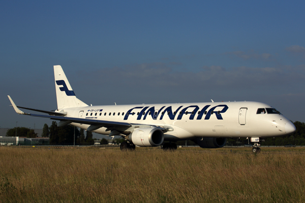 FINNAIR EMBRAER 175 CDG RF 5K5A2597.jpg