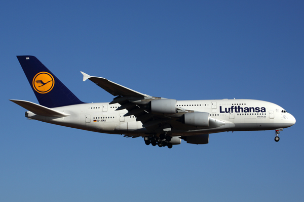 LUFTHANSA AIRBUS A380 JNB RF 5K5A1791.jpg