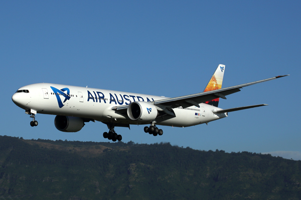 AIR AUSTRAL BOEING 777 300ER RUN RF 5K5A2055.jpg