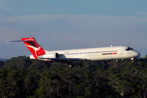 QANTAS LINK BOEING 717 HBA RF 1603 16.jpg