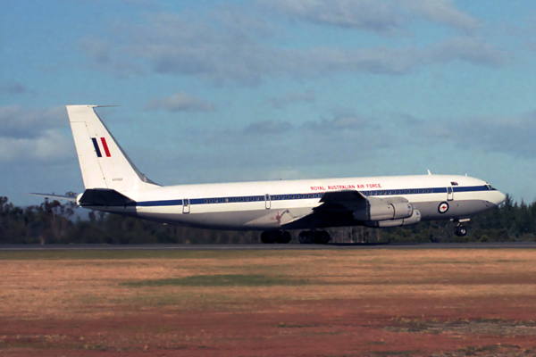 RAAF BOEING 707 HBA RF 085 23.jpg