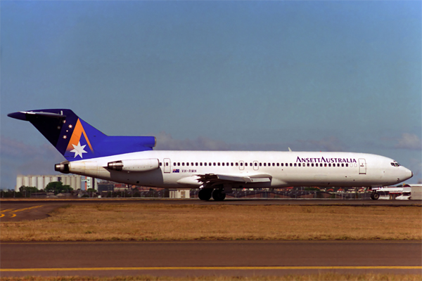 ANSETT AUSTRALIA BOEING 727 200 SYD RF 835 16.jpg