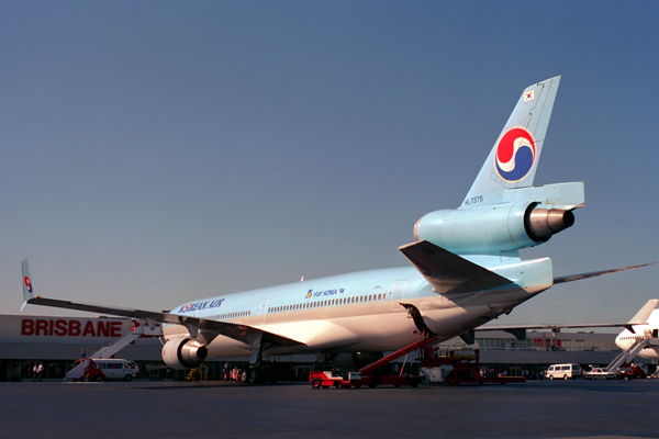 KOREAN AIR MD11 BNE RF 834 6.jpg
