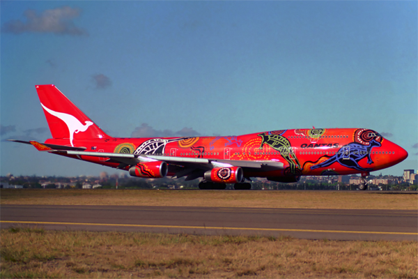 QANTAS BOEING 747 400 SYD RF 835 28.jpg