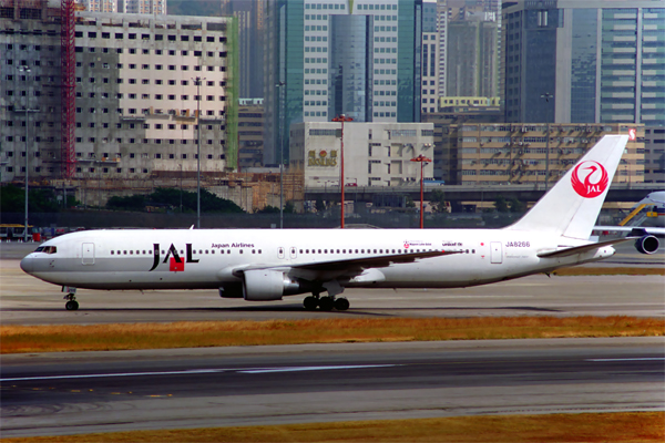 JAL JAPAN AIRLINES BOEING 767 300 HKG RF 842 30.jpg