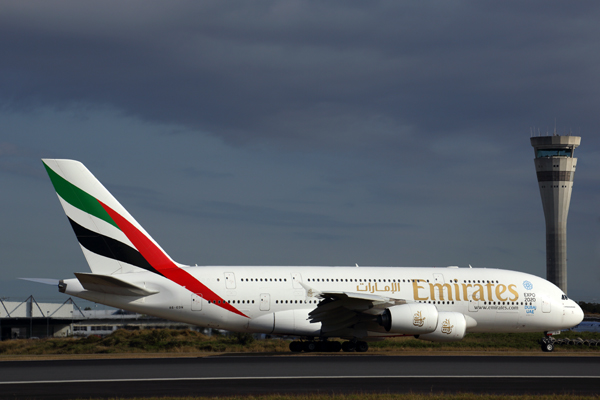 EMIRATES AIRBUS A380 BNE RF 5K5A4459.jpg