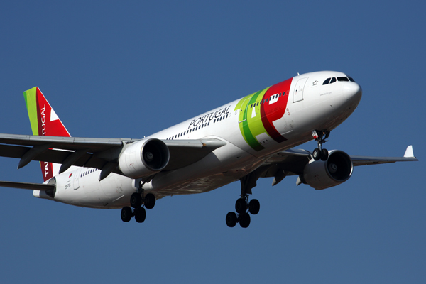 TAP AIR PORTUGAL AIRBUS A330 200 LIS RF 5K5A5131.jpg