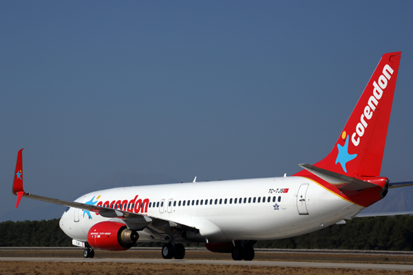 CORENDON AIRLINES BOEING 737 800 AYT RF 5K5A7930.jpg