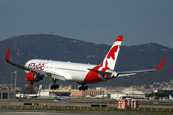 AIR CANADA ROUGE BOEING 767 300 BCN RF 5K5A8496.jpg