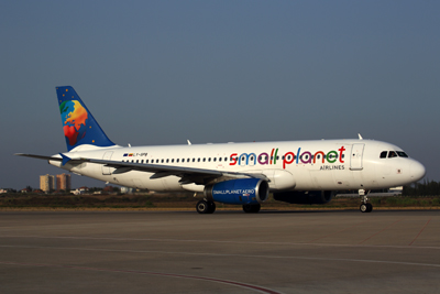 SMALL PLANET AIRLINES AIRBUS A320 AYT RF 5K5A6036.jpg
