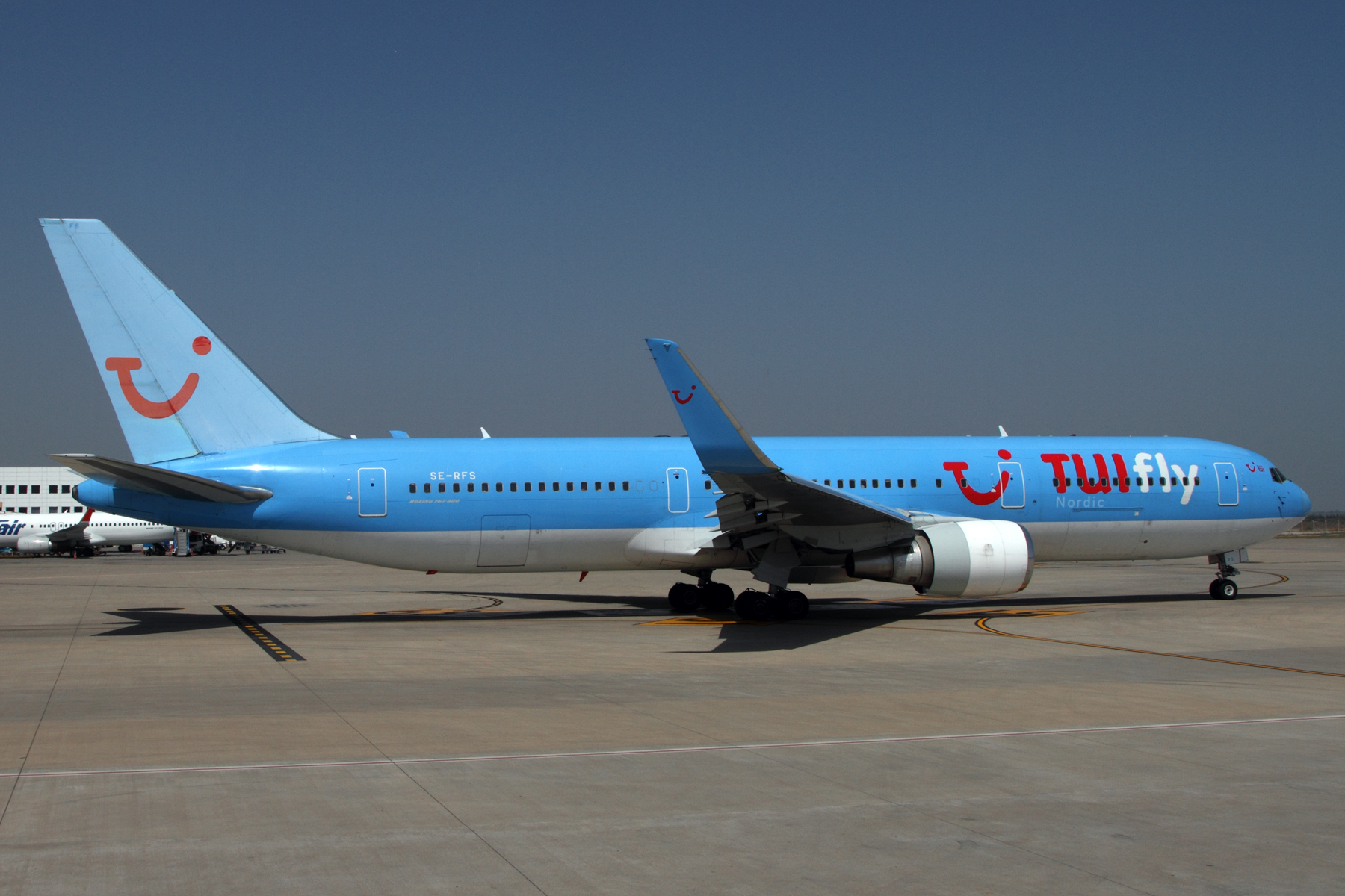 TUIFLY NORDIC BOEING 767 300 AYT RF IMG_9461.jpg