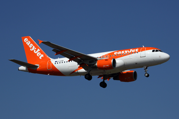 EASYJET AIRBUS A319 LIS RF 5K5A5159.jpg