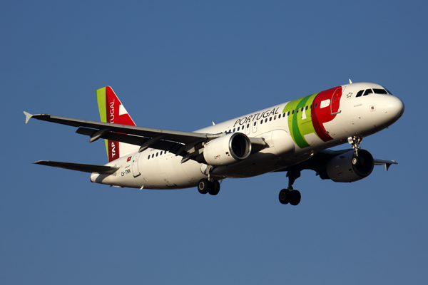 TAP AIR PORTUGAL AIRBUS A319 LIS RF 5K5A5091.jpg