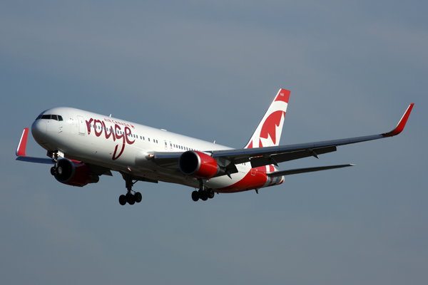 AIR CANADA ROUGE BOEING 767 300 BCN RF 5K5A8481.jpg