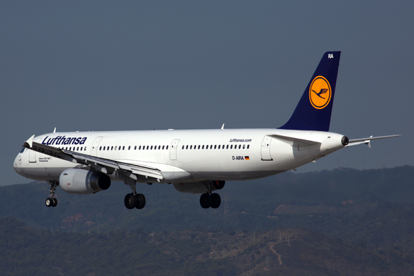 LUFTHANSA AIRBUS A321 BCN RF 5K5A8554.jpg