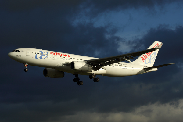 AIR EUROPA AIRBUS A330 200 BCN RF 5K5A9848.jpg