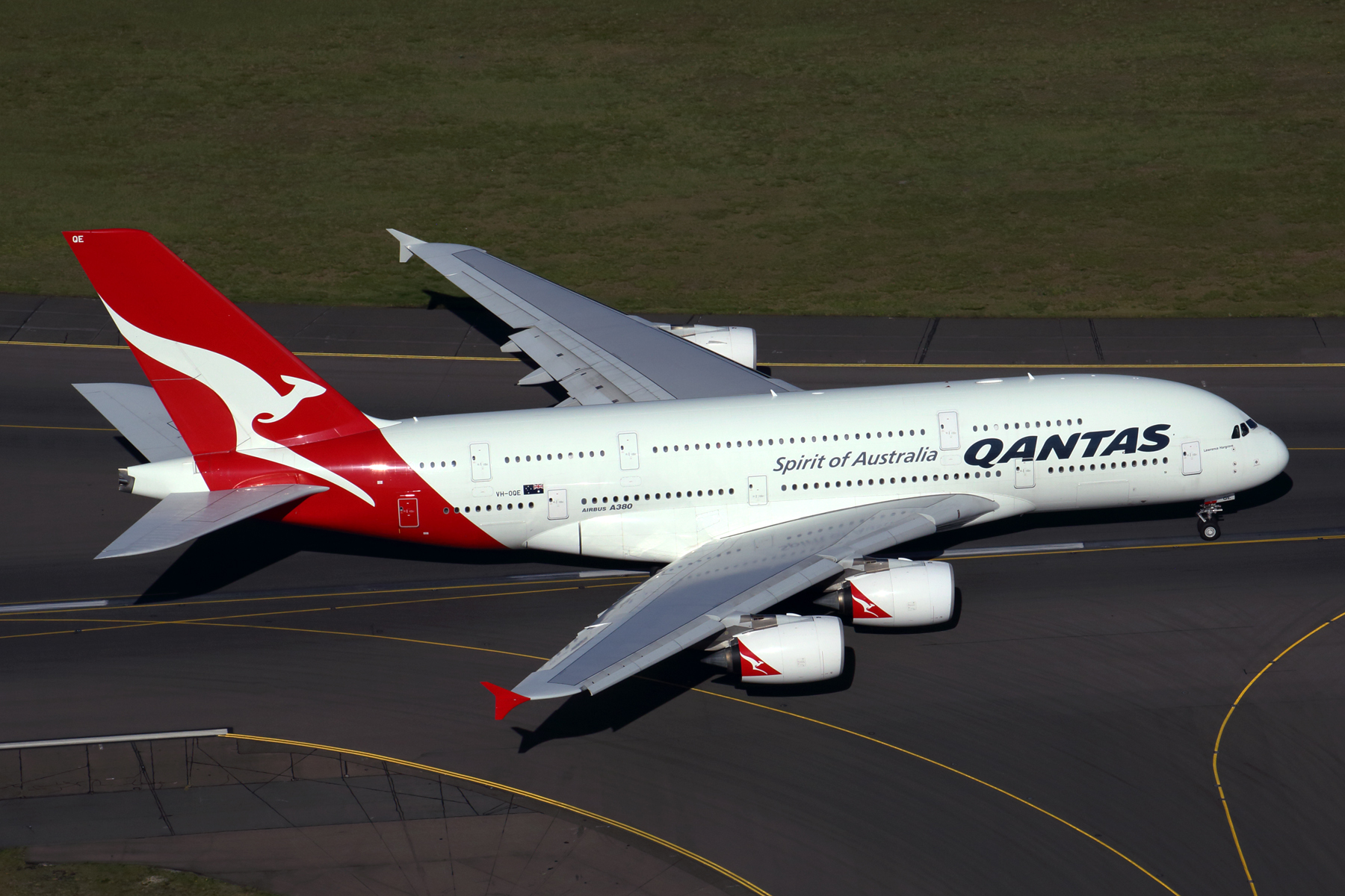 QANTAS AIRBUS A380 SYD RF 5K5A0351.jpg