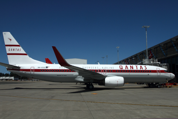 QANTAS RETRO ROO 2