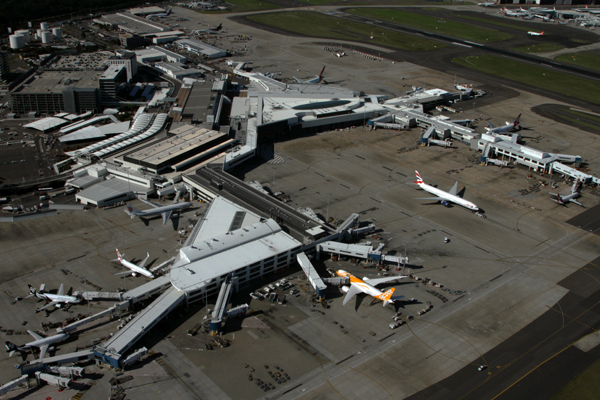 SYDNEY AIRPORT RF IMG_9782.jpg