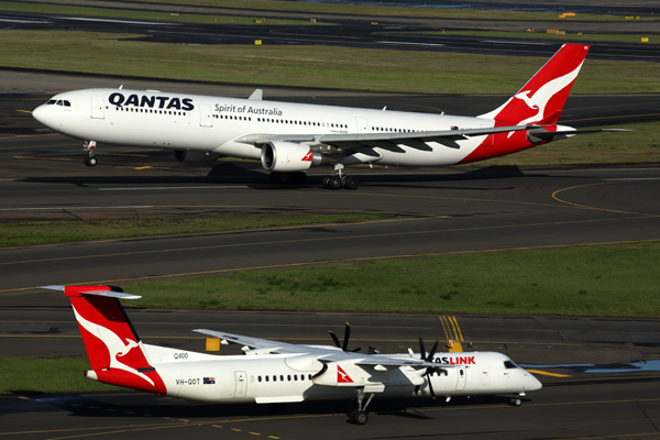 QANTAS LINK QANTAS AIRCRAFT SYD RF 5K5A9920.jpg