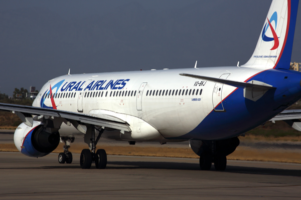 URAL AIRLINES AIRBUS A321 AYT RF 5K5A7620.jpg