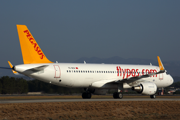 PEGASUS AIRBUS A320 AYT RF 5K5A7747.jpg