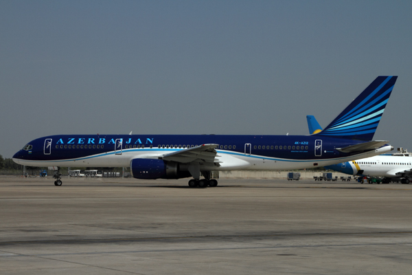 AZERBAIJAN BOEING 757 200 AYT RF IMG_9336.jpg