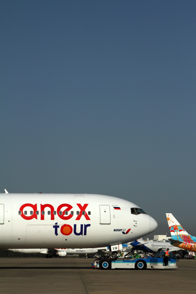 ANEX TOUR AIRCRAFT AYT RF IMG_9527.jpg