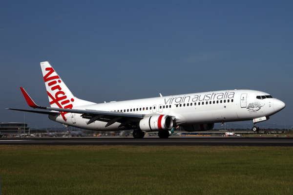VIRGIN AUSTRALIA BOEING 737 800 BNE RF IMG_9926.jpg