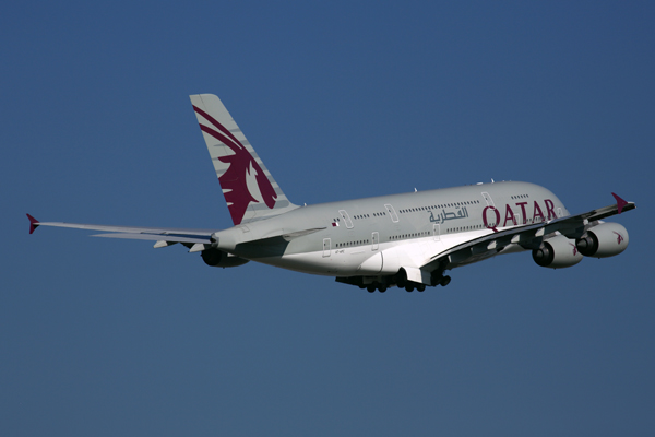 QATAR AIRBUS A380 BKK RF 5K5A2301.jpg