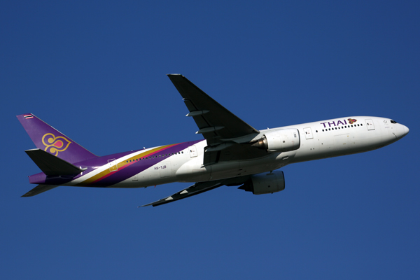 THAI BOEING 777 200 BKK RF 5K5A2204.jpg