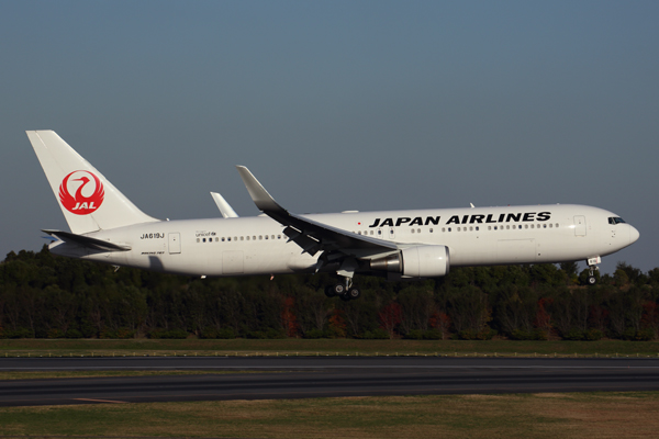 JAPAN AIRLINES BOEING 767 300 NRT RF5K5A1473.jpg