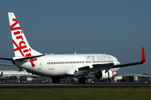 VIRGIN AUSTRALIA BOEING 737 800 BNE RF IMG_9906.jpg