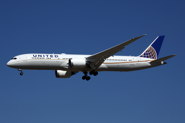 UNITED BOEING 787 9 MEL RF 5K5A3095.jpg