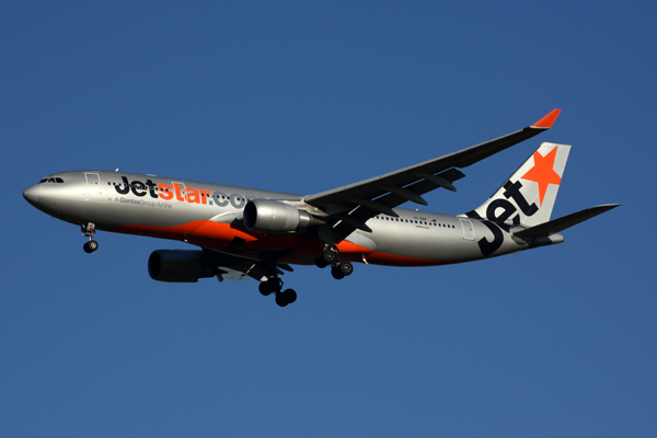 JETSTAR AIRBUS A330 200 BNE RF 5K5A4492.jpg